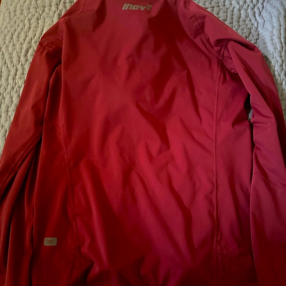 Inov -8 AT/C raceshell waterprooff running jacket size 8 - Picture 3 of 4